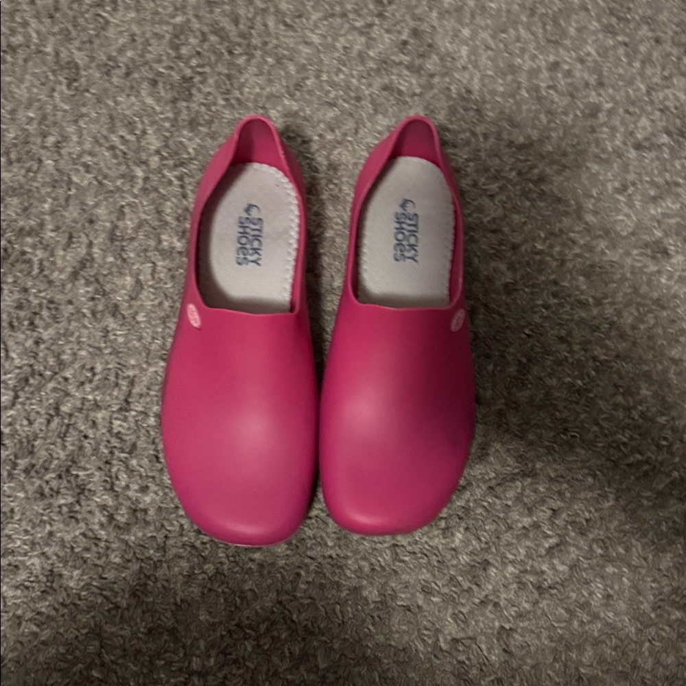 Sticky Shoes Pink Mules